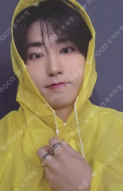 KARMA POP-UP STORE UNIFORM T-SHIRT