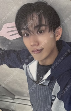 UNIQUE WHOSFAN INTAK photocard image