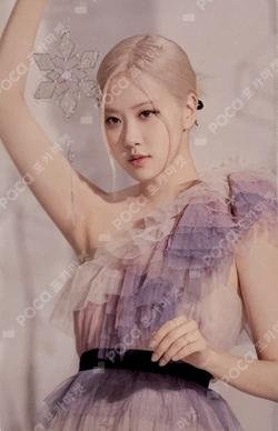 [BLACKPINK THE GAME PHOTOCARD COLLECTION]  WEATHERING WITH BLACKPINK ROSE photocard image