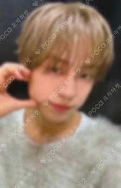 We on Fire TOWER RECORDS LUCKY DRAW TAKI photocard image