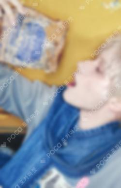 7TH YEAR: A Moment of Stillness in the Thorns MAKESTAR HUENINGKAI photocard image