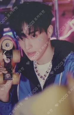 2023 SEASON’S GREETINGS FORTUNE TRADING CARD