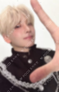 We on Fire SOLO EDITION YUMA photocard image