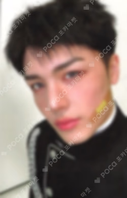 We on Fire LIMITED/STANDARD EDITION WEVERSE MAKI photocard image
