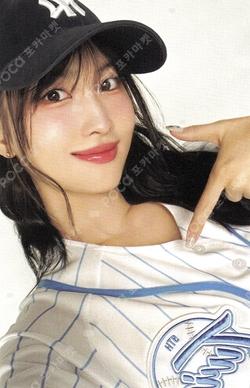 TWICE 9TH ANNIVERSARY POP-UP STORE [HOME 9ROUND] BASEBALL UNIFORM MOMO photocard image