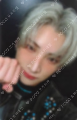 We on Fire WEVERSE YUMA photocard image