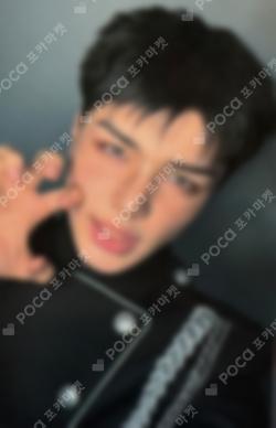 We on Fire WEVERSE JAPAN MAKI photocard image