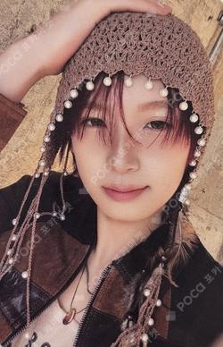 DEFINITION WE Ver. KYRELL photocard image