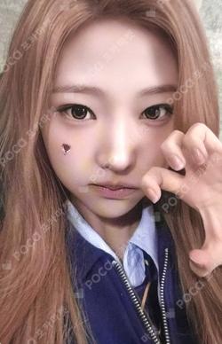 Hearts2Hearts Stella photocard image