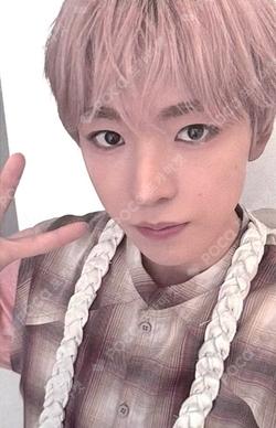 NCT YUSHI photocard image
