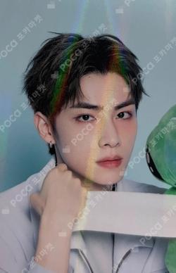 2025 SEASON'S GREETINGS HOTTRACKS XIAOJUN photocard image