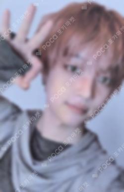 We on Fire LIMITED/STANDARD EDITION STUDIO CHOOM GIFT EJ photocard image