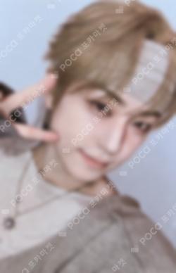We on Fire SOLO EDITION STUDIO CHOOM GIFT TAKI photocard image