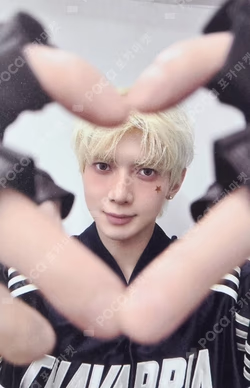 ATEEZ X ANITEEZ POP-UP STORE ANITEEZ IN COLOR RAMDOM TRADING CARD YEOSANG photocard image