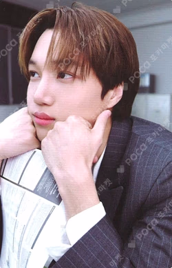 2026 SEASON'S GREETINGS RANDOM TRADING CARD SET A ver. KAI photocard image