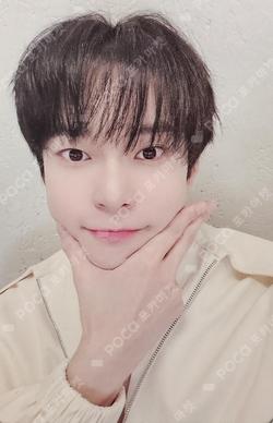Elle Men DOYOUNG photocard image