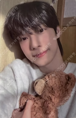 1st PHOTO BOOK [WHITE LETTERS] APPLEMUSIC CHUEI LI YU photocard image