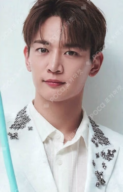 SHINee WORLD MEMBERSHIP KIT MINHO photocard image