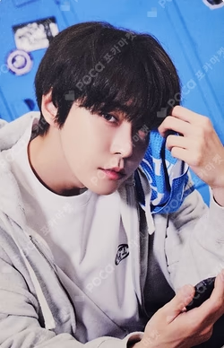 2026 SEASON'S GREETINGS WITHMUU