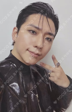 DEAD AND Photobook ver. HERO ver.