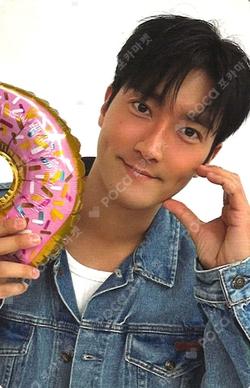 2026 SEASON'S GREETINGS RANDOM TRADING CARD SET B ver. SIWON photocard image