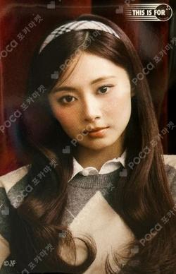 TWICE TZUYU photocard image