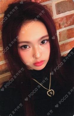 CHOOM Jewel Ver. YG SELECT CHIQUITA photocard image
