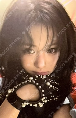 CHOOM WEVERSE AHYEON photocard image