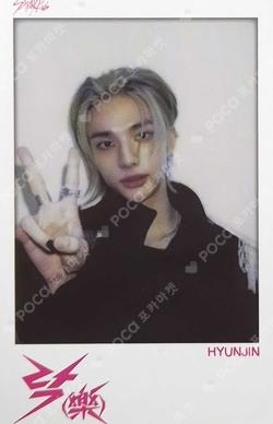 Stray Kids HYUNJIN photocard image