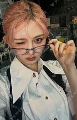 PAPAJOHNS GAEUL photocard image