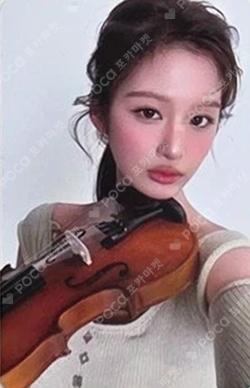 Heavy Serenade POP-UP STORE LENTICULAR TRADING CARD