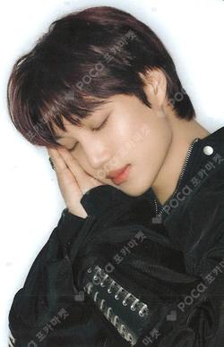 EXO POP-UP [REVERXE THE WORLD] HEALING ROOM SPRAY SET KAI photocard image