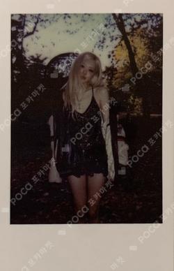 ROSÉ Encore Pop-up in Busan ‘one year of rosie' VISITOR BENEFIT ROSE photocard image