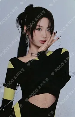 CHOOM TRADING PHOTOCARD AHYEON photocard image