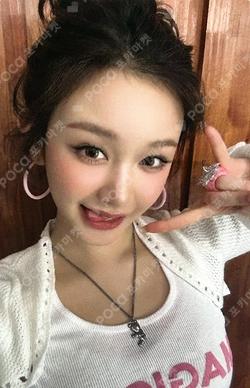 CHOOM BROADCAST PHARITA photocard image