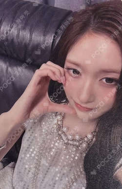 IVE LEESEO photocard image