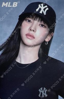 MLB KARINA photocard image