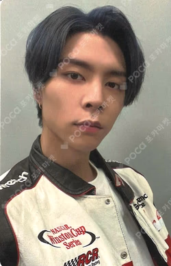 NCT JOHNNY photocard image