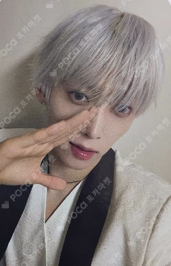 DEFINITION Starlike Music KAMDEN photocard image