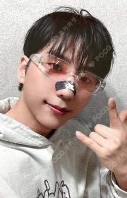 DEAD AND Mubeat Gun-il photocard image