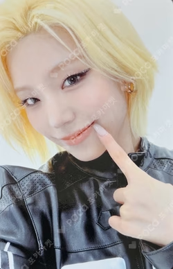 ITZY 3RD WORLD TOUR [TUNNEL VISION] in SEOUL REWARD