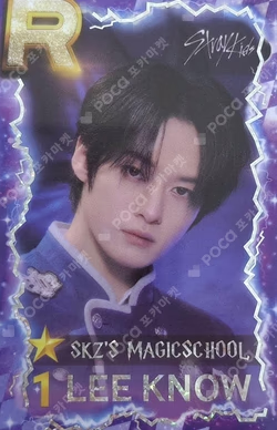 Stray Kids 4TH FANMEETING 'SKZ'S MAGIC SCHOOL' SuperStarJYPNATION LEE KNOW photocard image