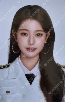 2026 IVE THE 4TH FAN CONCERT < DIVE into IVE > MAKE-UP POUCH WONYOUNG photocard image
