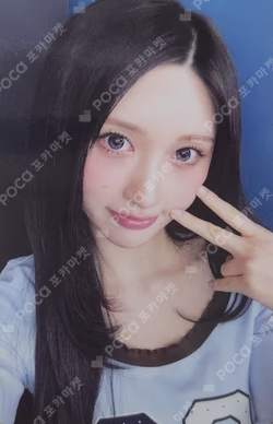 REVIVE+ MAKESTAR GAEUL photocard image