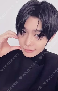 Ascend- 11 Ver. KIM TAERAE photocard image