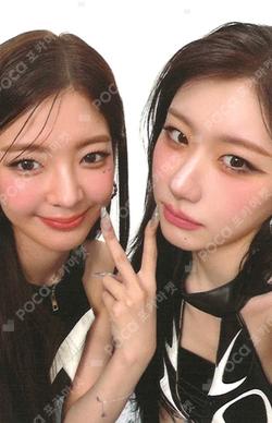 ITZY 3RD WORLD TOUR [TUNNEL VISION] in SEOUL TRADING CARD Unit photocard image