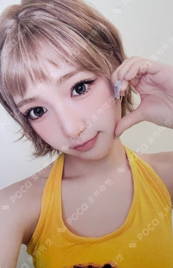 2026 KiiiKiii FAN CONCERT [KiiiKiii FesTiiival] RANDOM PHOTOCARD PACK