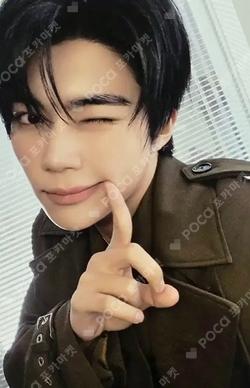 Ascend- Photobook Ver. 10 Ver.