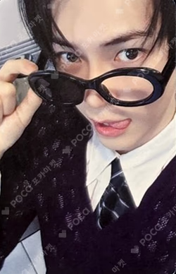 Ascend- Photobook Ver. APPLEMUSIC