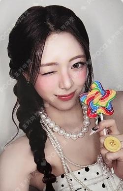 Motto Photobook Ver. YUNA photocard image